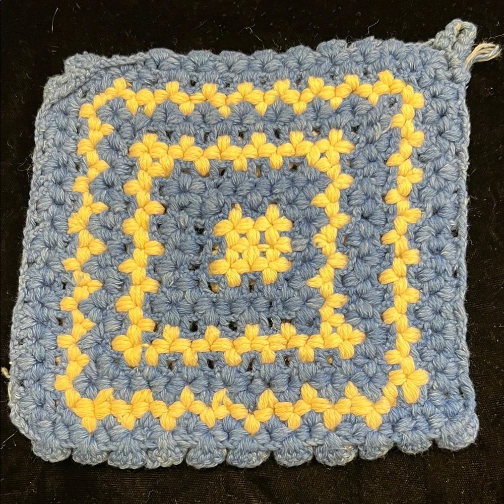 VTG Crochet Granny Square, Celtic Knot and Virginia Souvenir Potholders